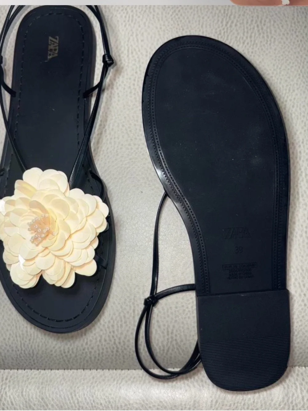 Zara Black Sandals with Cream Floral Appliqués - Picture 2 of 2